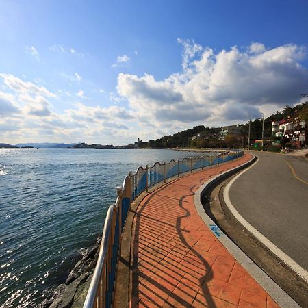 Hyacinth Pension Tongyeong Eksteriør billede